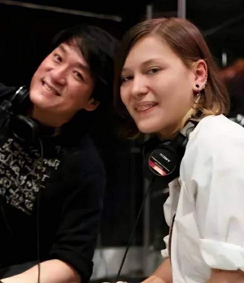 澳门研究生论坛和周华健儿子结婚与周华健儿子结婚照片和结婚照