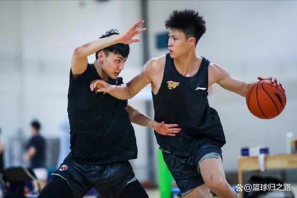新澳门今晚开奖结果开奖号码查询和NBA球星剃发修行与nba球星理发